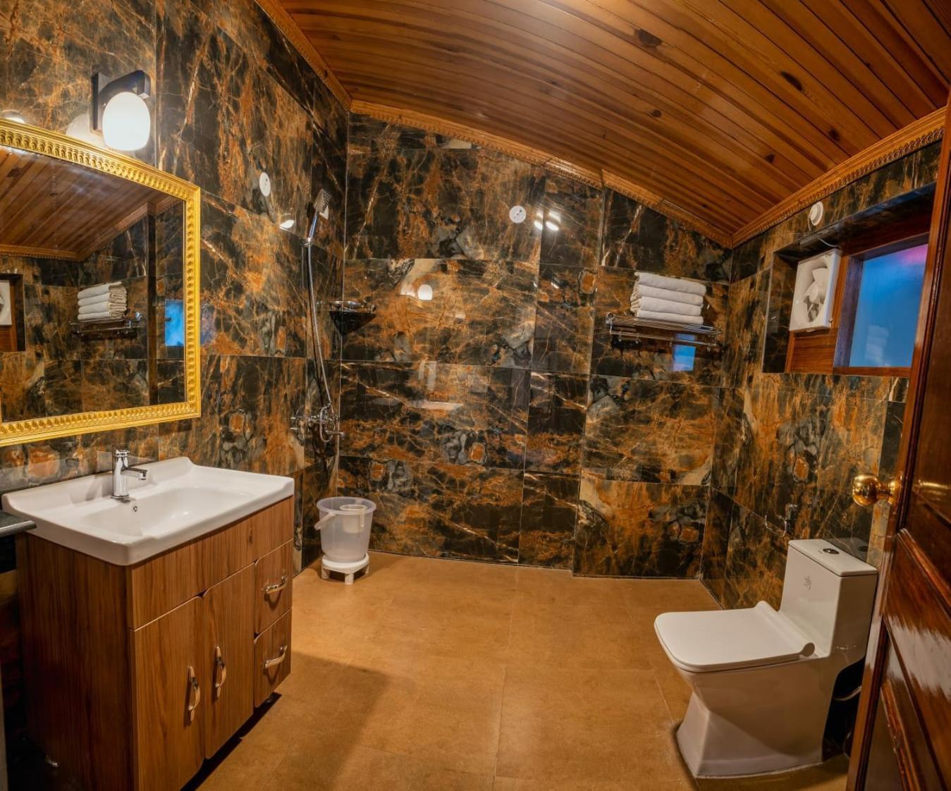 The Hive Cottage By Royal Collection Hotels Nainital Esterno foto